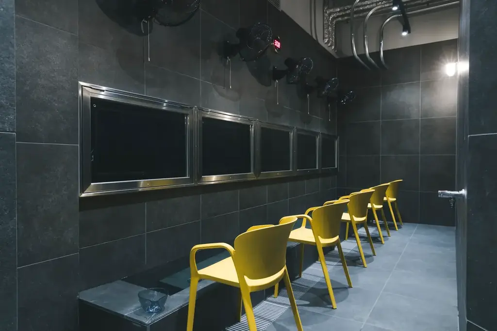 【レチスパ】美容液1本分のレチノールカプセル配合“泡だてない”クリームシャンプー、舞子ビラ「さふぃスパ舞子」メンズサウナ 第2回レディースデーに協賛。“ととのう頭皮ケア体験”を提供 画像 4