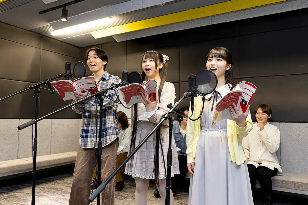 銀時・新八・神楽が表紙に登場！代々木アニメーション学院、映画『新劇場版 銀魂 -吉原大炎上-』コラボ入学案内書「YOANIまるわかりBOOK」を発刊 画像 3