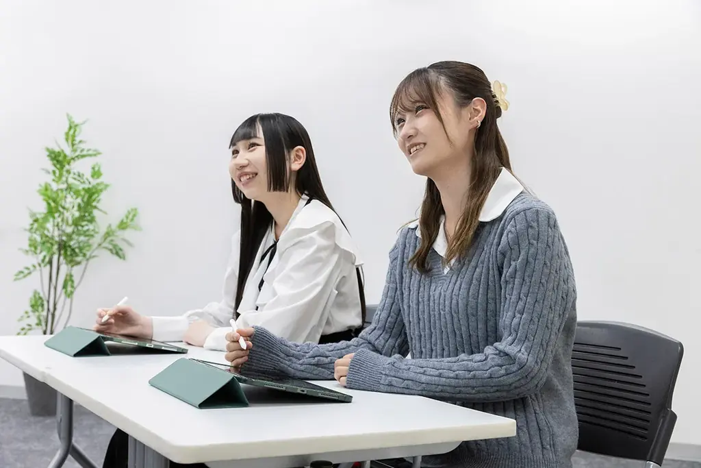 銀時・新八・神楽が表紙に登場！代々木アニメーション学院、映画『新劇場版 銀魂 -吉原大炎上-』コラボ入学案内書「YOANIまるわかりBOOK」を発刊 画像 5