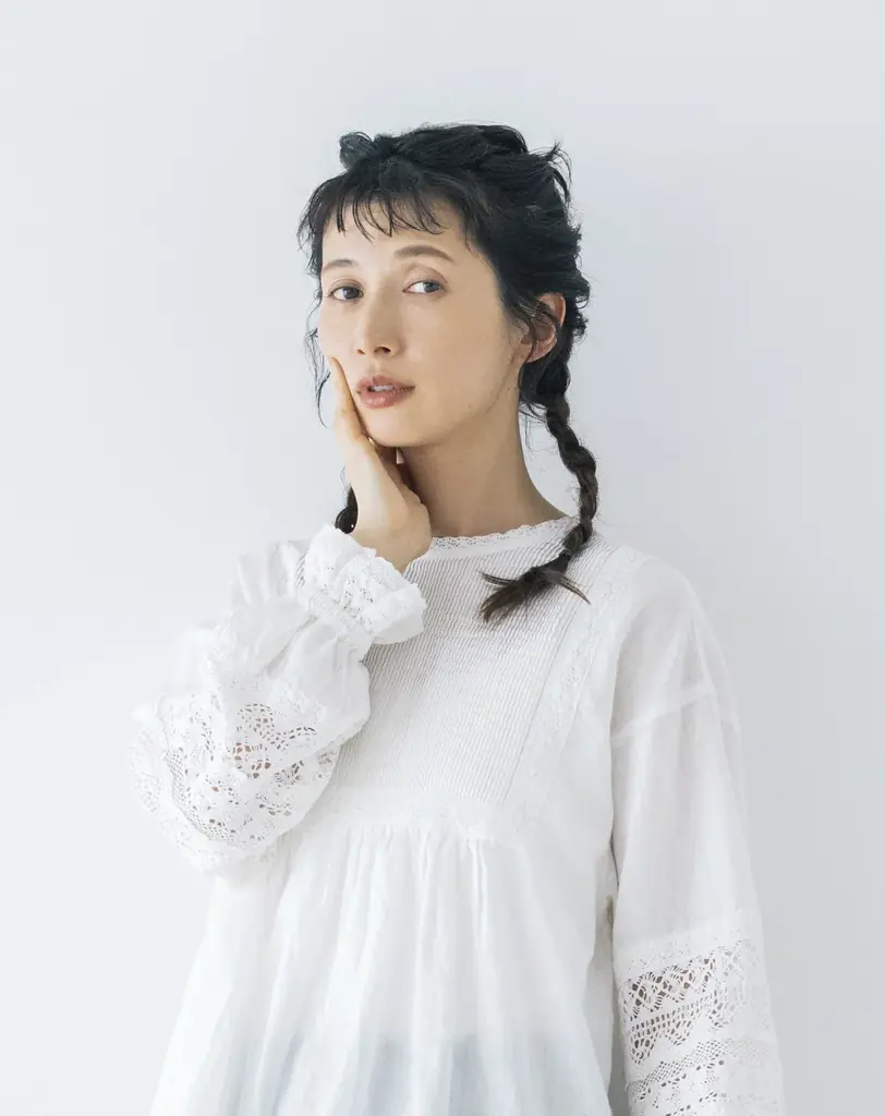 【Samansa Mos2】モデル・kazumiさんとの大人気コラボ企画、5周年記念・『大人ガーリーの、一歩先へ』がテーマの春の新作を2月13日(金)発売 画像 15