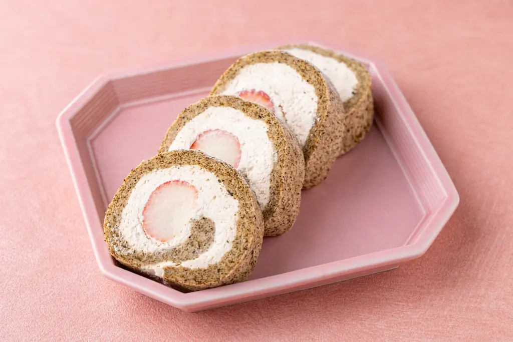 【ホテルインディゴ犬山有楽苑】香りと彩の春・いちごスイーツビュッフェ 画像 4