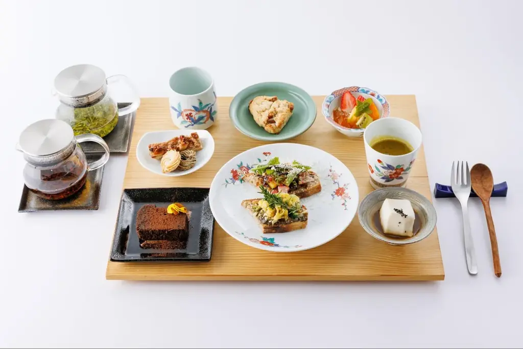 【2月17日OPEN】美とヴィーガンを、ひと皿に。器と料理を楽しむカフェが、九州陶磁文化館（佐賀県有田町）に誕生 画像 3