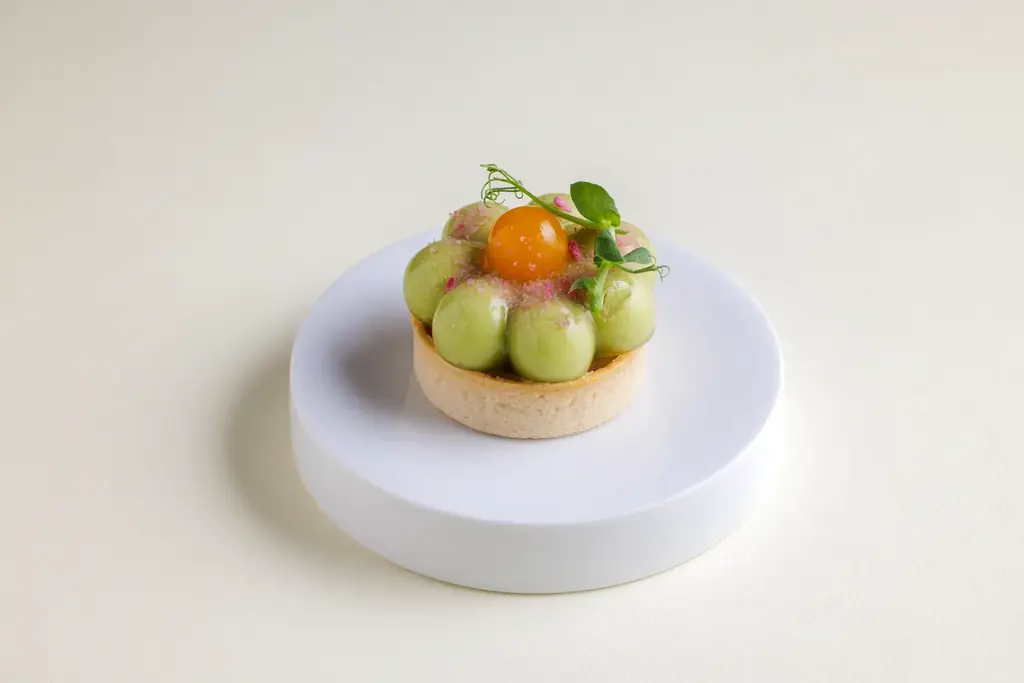 【フォーシーズンズホテル東京大手町】桜シーズン到来　桜とヨーロッパの春をテーマに桜スプリングアフタヌーンティー 画像 5