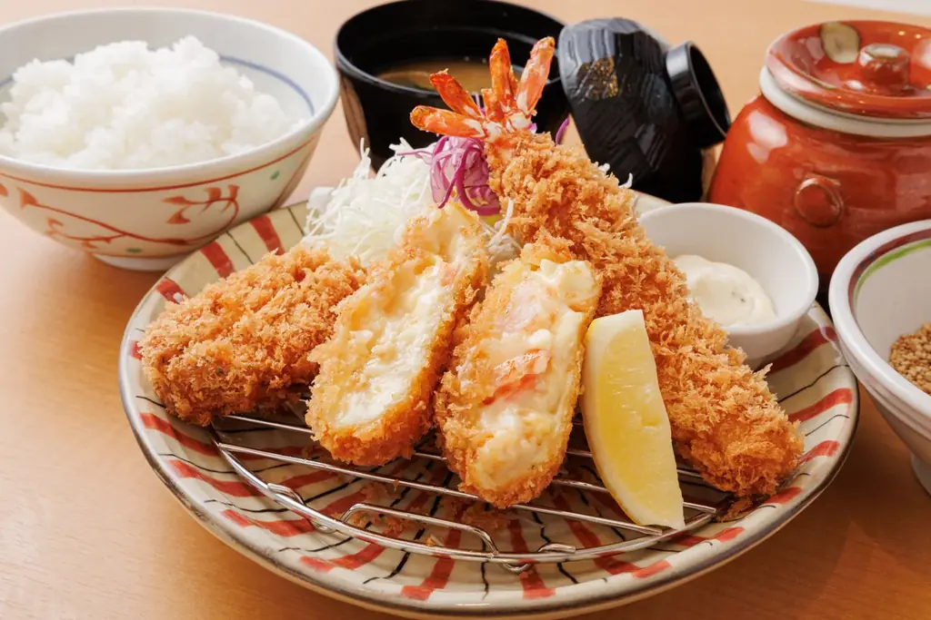 【 埼玉・鴻（こうの）巣に誕生！ 】埼玉県内3店舗目となる、昭和8年創業とんかつ専門店『厚切りとんかつ よし平』が、2/18（水）オープン！ 画像 4