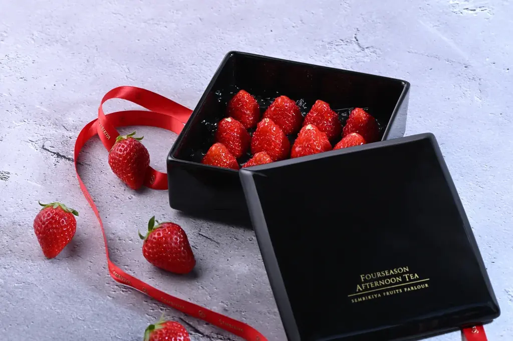 日本橋 千疋屋総本店フルーツパーラーからのご案内　　　　　　　　　　　　　「フォーシーズンアフタヌーンティー ”プレミアムストロベリーバージョン”」 画像 2