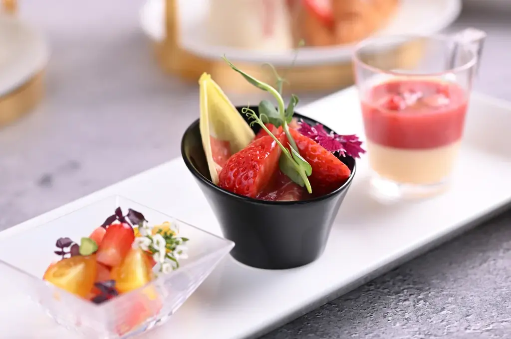 日本橋 千疋屋総本店フルーツパーラーからのご案内　　　　　　　　　　　　　「フォーシーズンアフタヌーンティー ”プレミアムストロベリーバージョン”」 画像 5