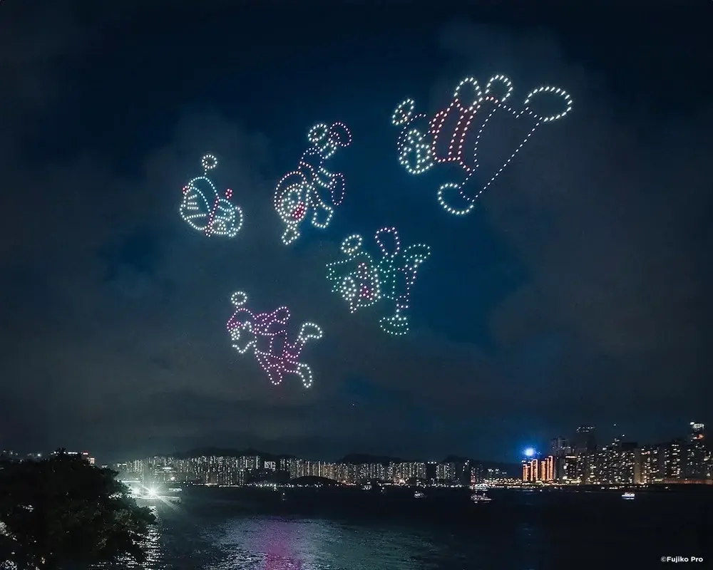 世界７都市を巡った史上最大級のイベント『100％ドラえもん＆フレンズ in 東京』プレイベント日本初上陸のドローンショーが東京の夜空を彩る『100％ドラえもん＆フレンズ ドローンショー』開催決定！ 画像 5