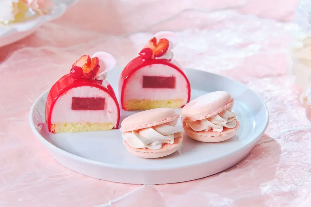 スイーツでお花見気分！桜といちごが奏でる、心ときめくティータイム『桜色のストロベリーアフタヌーンティー』全国4都市で期間限定販売 画像 5
