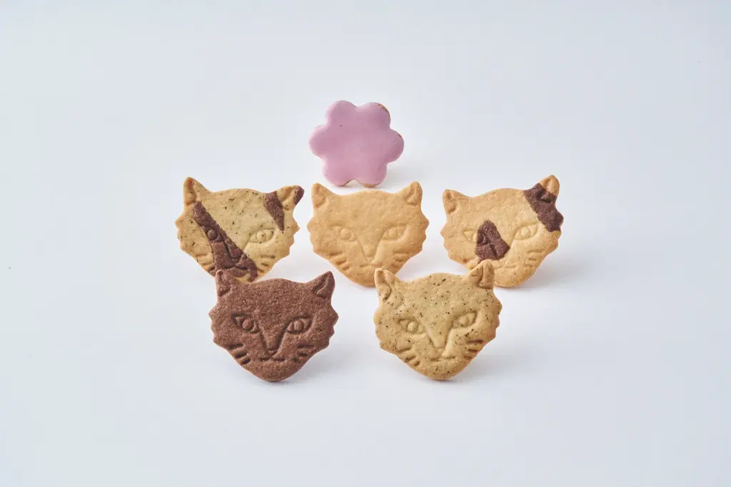 春のベリーピンクが主役、フェアリーケーキフェアのホワイトデーギフト2026。果実感がとろける希少いちご“古都華”の生バターサンドほか、春色ベリースイーツが登場！ 画像 11