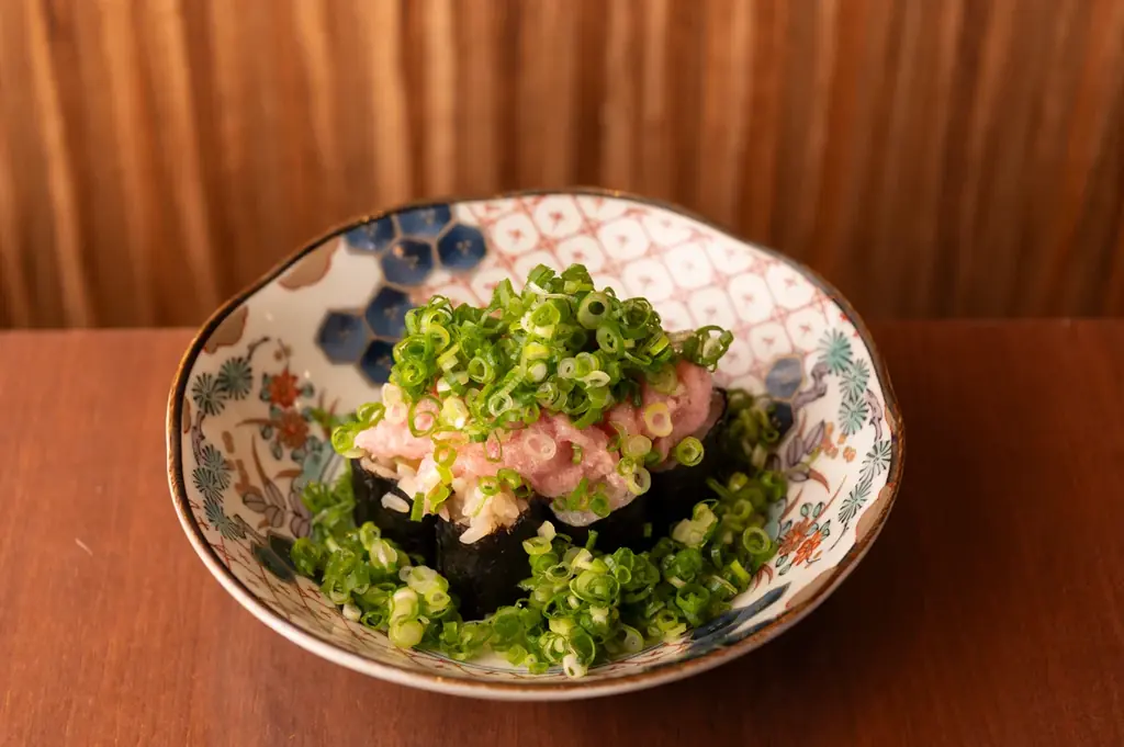 【新業態オープン】活海鮮の浜焼きとあて巻き、貝出汁おでんが主役。ドリンク全品439円の海鮮居酒屋「なみ小屋」が新宿歌舞伎町に誕生―ドリンク全品半額になるオープンキャンペーンも開催 画像 7