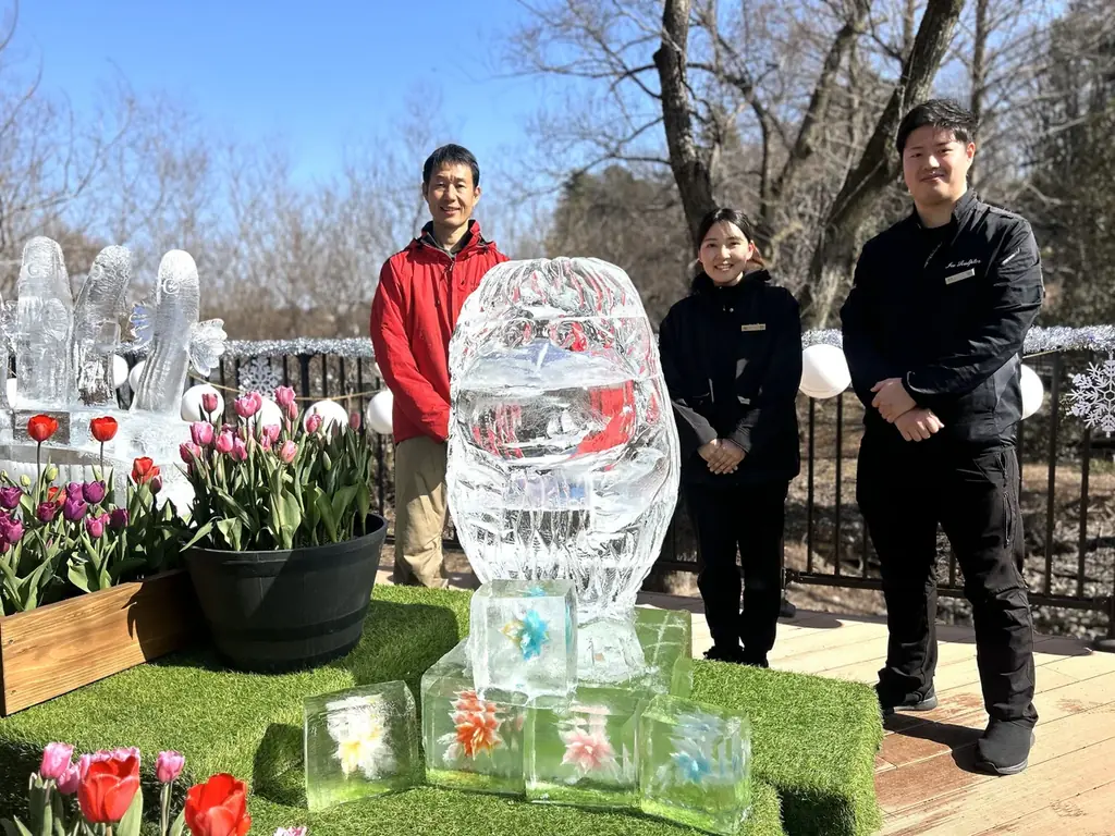 ムーミンバレーパーク初の氷彫刻展示を開催！世界大会で活躍する彫刻師によるアイスカービングのライブパフォーマンスに来園者が魅了 画像 5