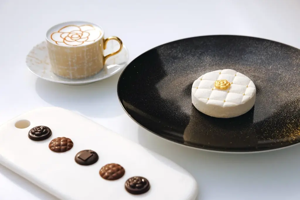 シャネル銀座ビルディング ルーフトップテラス「LE JARDIN DE TWEED」2026年の営業を3月1日（日）開始 画像 3