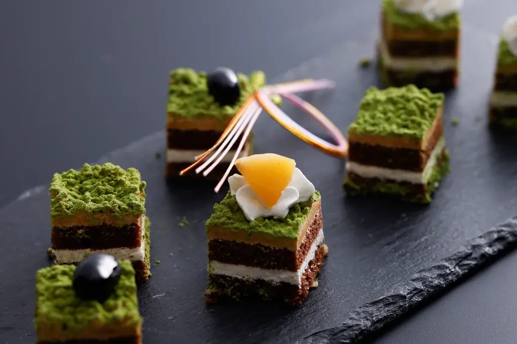 ゆずや土佐茶など高知県産素材を使った限定スイーツビュッフェ「春風と柑橘の和スイーツガーデン」、土佐の文化に触れるワークショップなど、五感で楽しむ春の滞在を提案【メルキュール高知土佐リゾート＆スパ】 画像 3