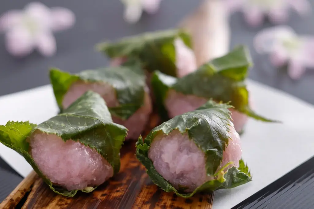 ゆずや土佐茶など高知県産素材を使った限定スイーツビュッフェ「春風と柑橘の和スイーツガーデン」、土佐の文化に触れるワークショップなど、五感で楽しむ春の滞在を提案【メルキュール高知土佐リゾート＆スパ】 画像 6