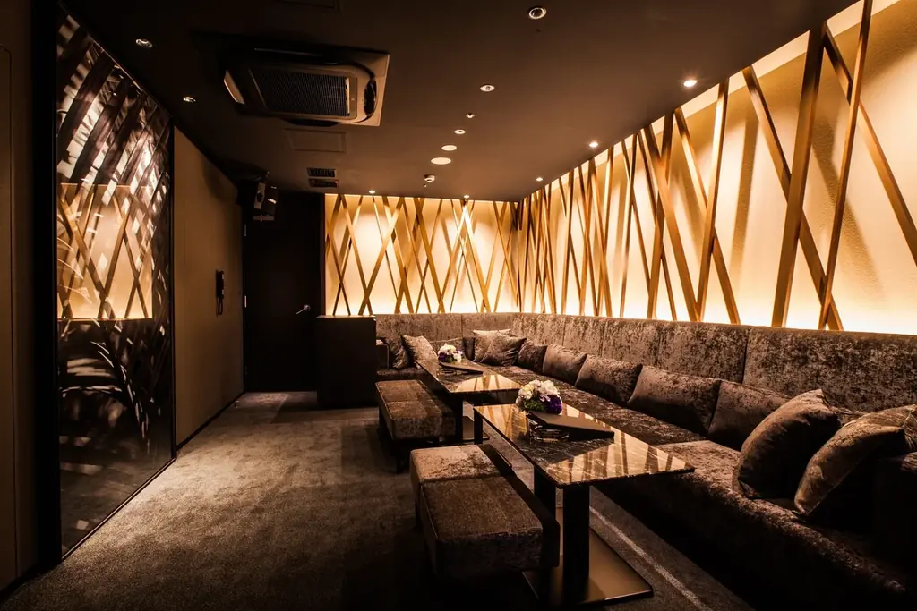 【公開記念】心震わす極上エンタメミステリー！2/27（金）公開の映画『木挽町のあだ討ち』“劇場鑑賞券＆映画オリジナルグッズ”が当たるキャンペーンを大人の遊び場「バグース」で開催 画像 8