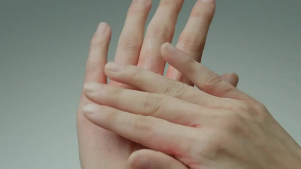 山中柔太朗さんが「リンデロンVs」シリーズのWeb CMに初登場！山中さんが“リンデロンVsの化身”として、視聴者にやさしく語りかける！？ 画像 4