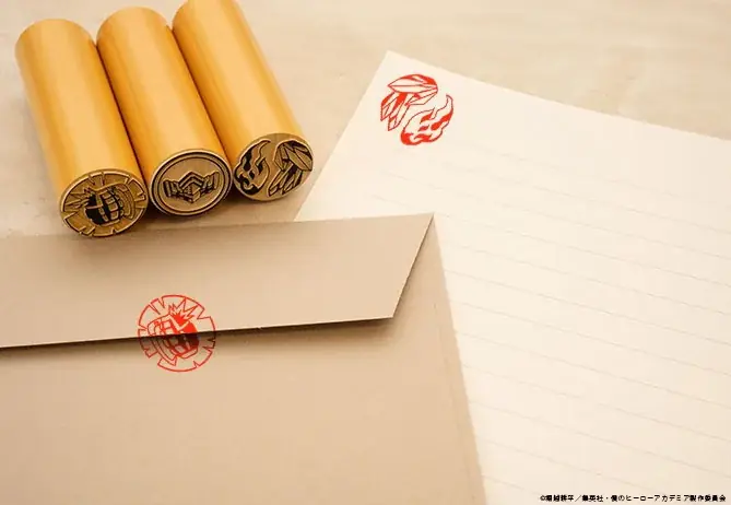 ヒーローの“しるし”を刻印せよ！？「僕のヒーローアカデミア エンブレムスタンプ」の第３弾として、コミックや愛読書の蔵書スタンプにも使える、木彫り＆黒水牛タイプが登場 画像 7