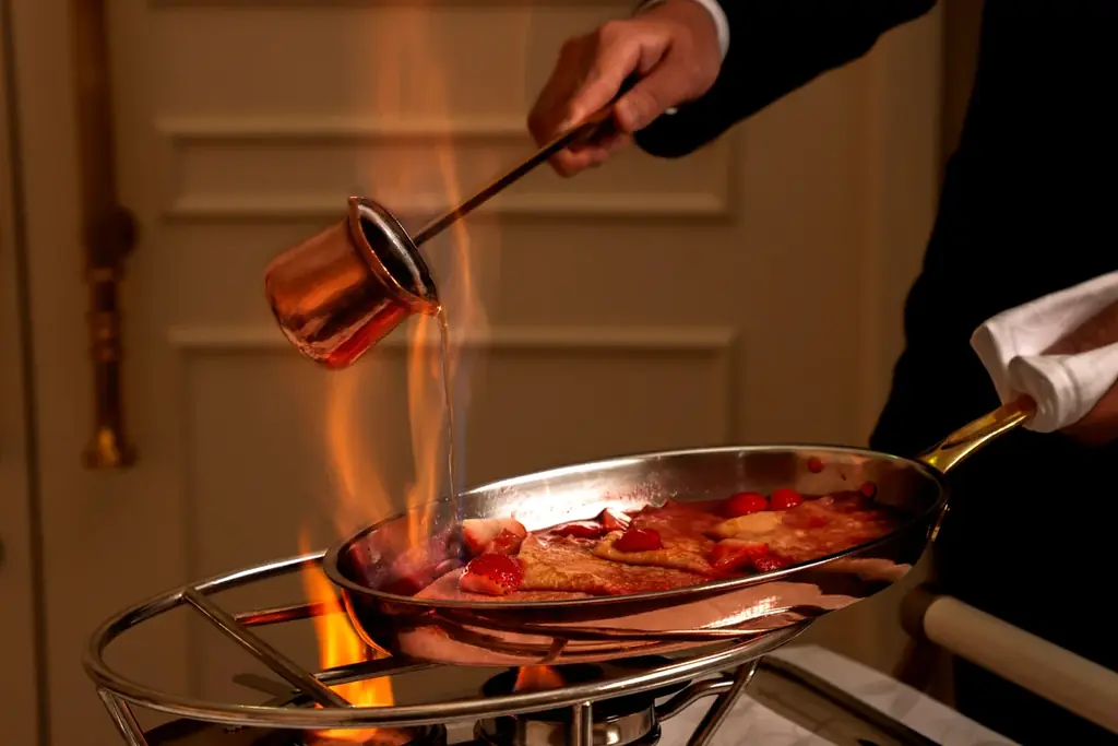 【リーガロイヤルホテル大阪】たいせつな人の門出や節目を彩り、慶ぶ「春のお祝いプラン」を販売 画像 3