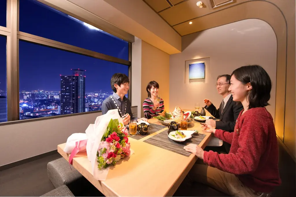 【リーガロイヤルホテル大阪】たいせつな人の門出や節目を彩り、慶ぶ「春のお祝いプラン」を販売 画像 7