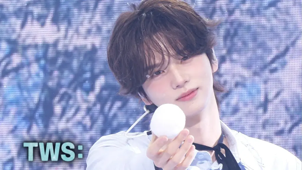 TWS、日本デビュー曲「はじめまして」韓国語バージョンを披露！IVE、ATEEZほか大人気アーティストも出演！『SBS人気歌謡』最新回が 「Music K」にて日本最速・独占配信中 画像 3