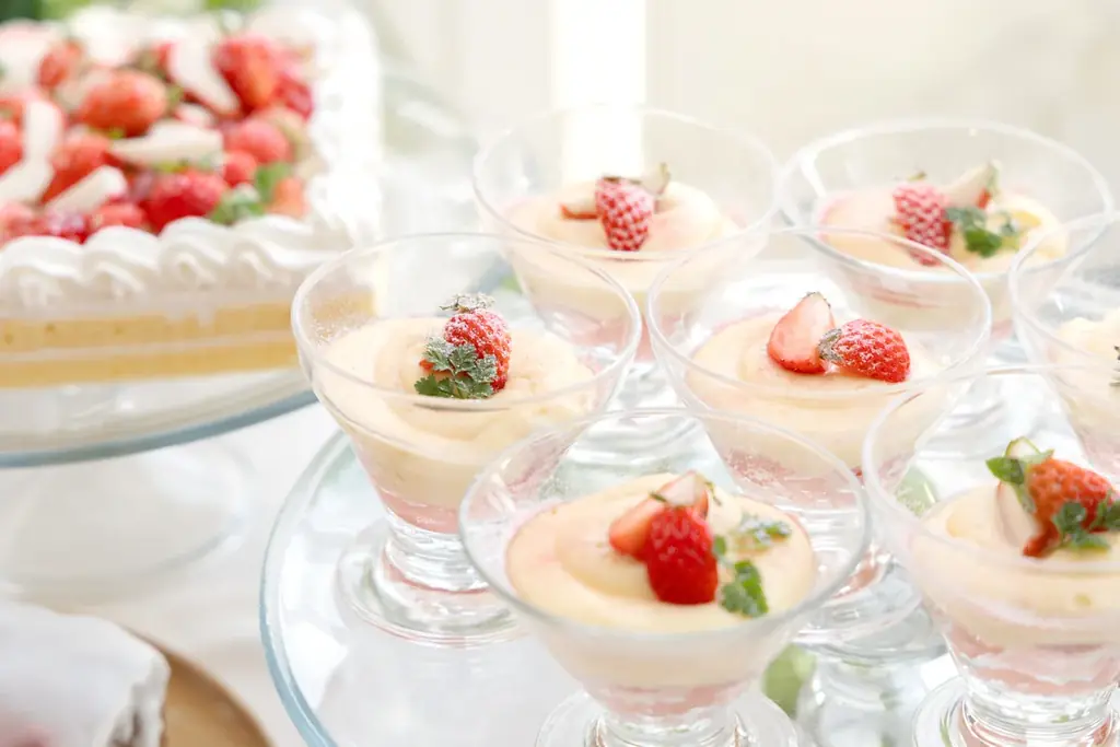 【広島・八丁堀】苺とショコラ、春風そよぐ屋上ガーデンで「ストロベリー＆チョコレート アフタヌーンティー」福屋八丁堀本店にて開催 画像 4