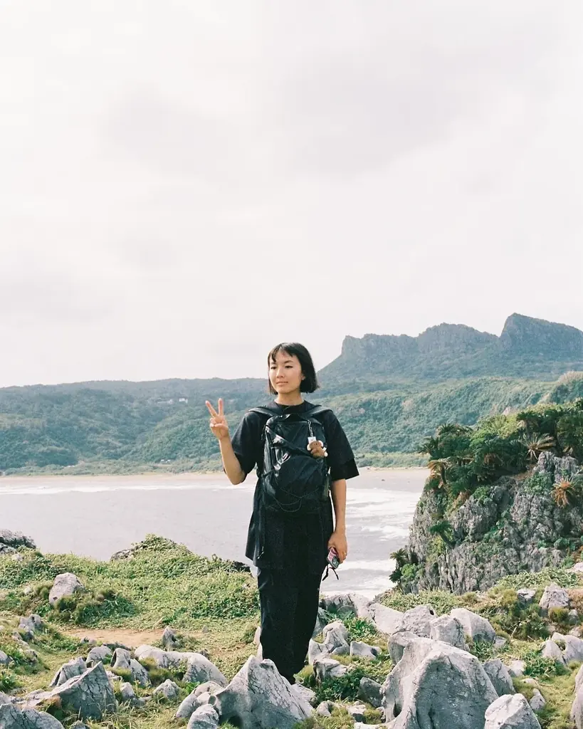 カナダのイラストレーターJustine Wong が描くmoyaのある日常の風景 画像 5