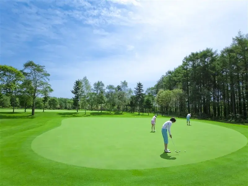 【北海道　春ゴルフ！ラウンド最前線】２０２６年４月春ゴルフのベストシーズン到来！早来カントリー倶楽部の予約が２月から解禁！ 画像 4