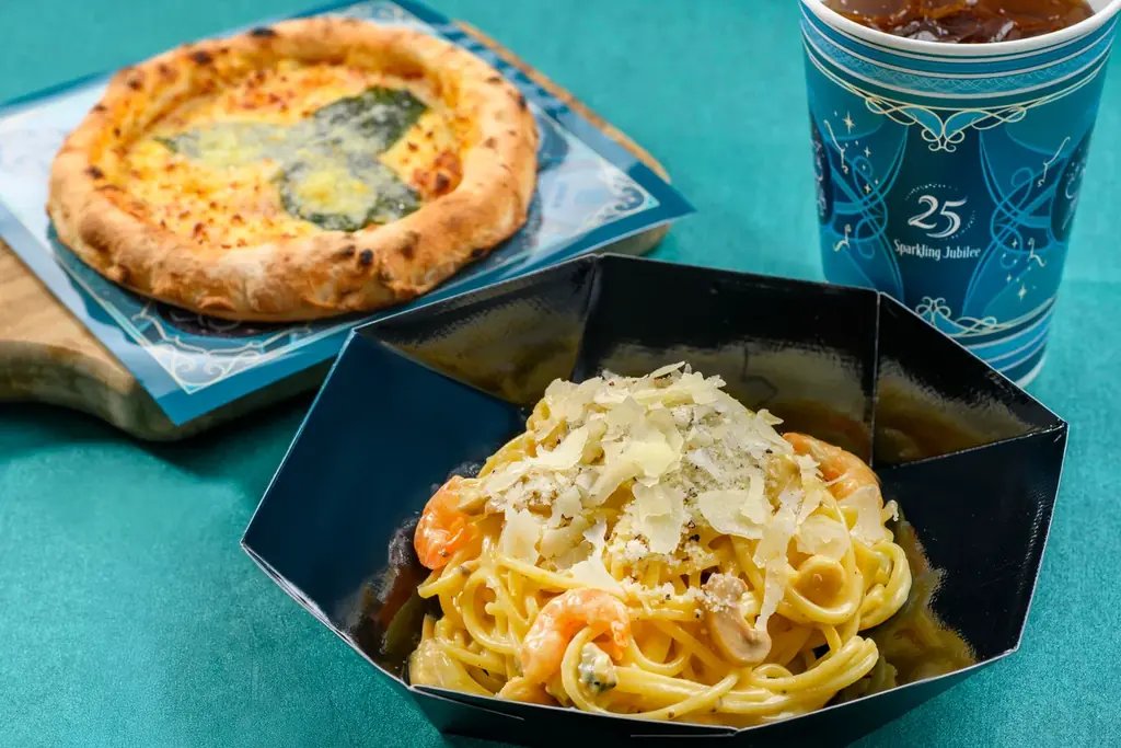 東京ディズニーシー（R）25周年“スパークリング・ジュビリー”ジュビリーブルーが特徴的な25周年のスペシャルメニューなどをご紹介！ 画像 8