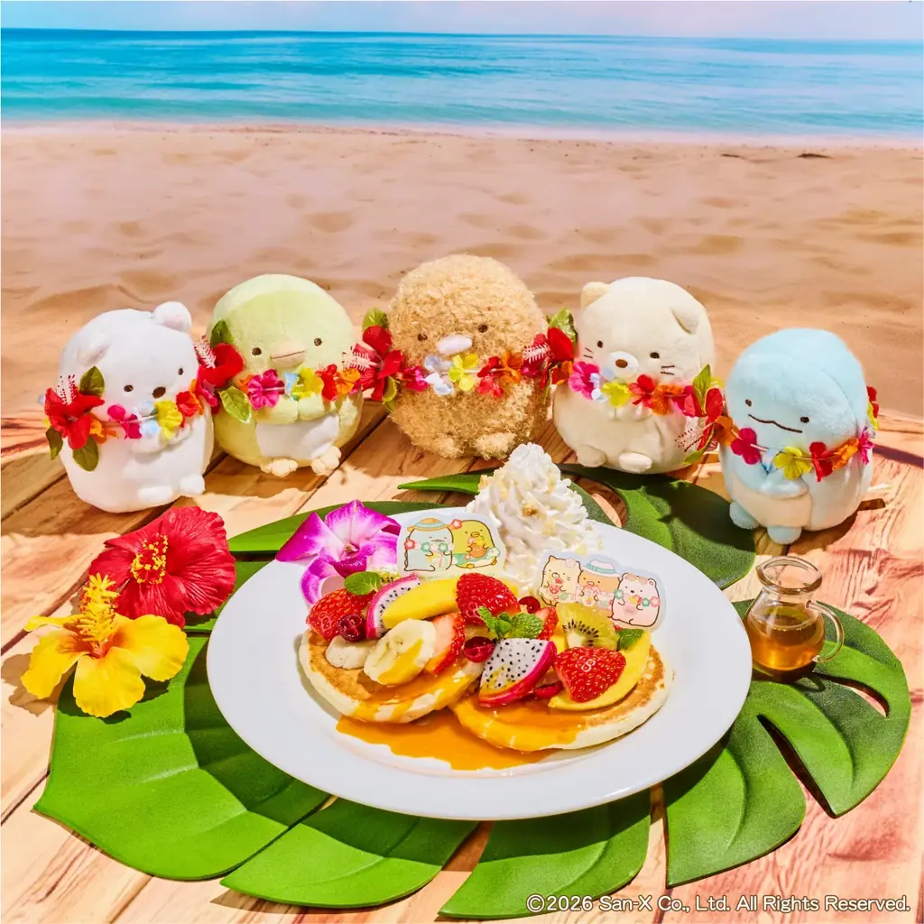 『すみっコたちと過ごす、ハワイアンバケーション！』をテーマに南国ムードあふれるコラボレーションメニューやグッズが登場！ 「すみっコぐらし」がリゾート風衣装でアロハテーブルに大集合！ 画像 3