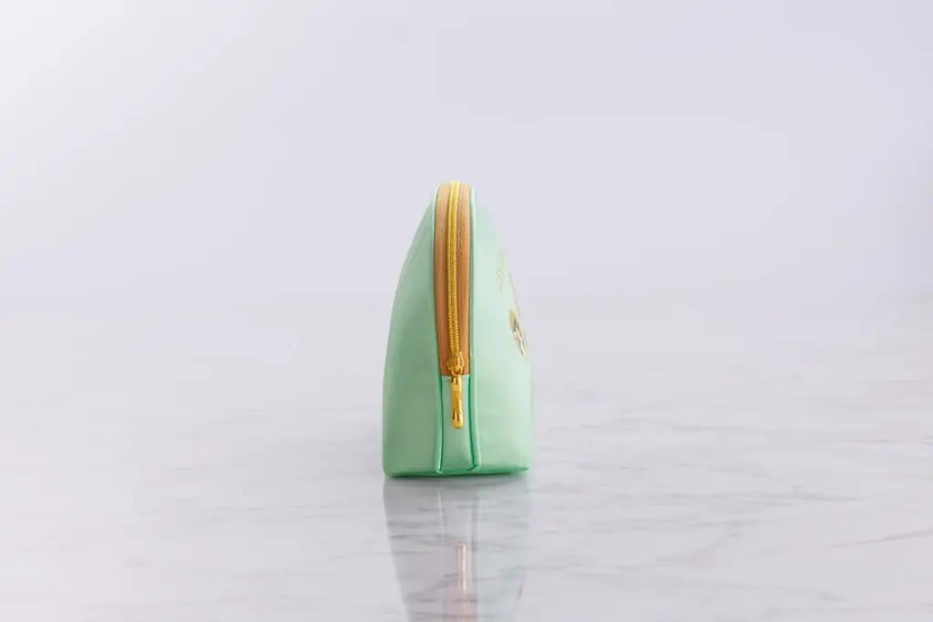 猫の日(2/22)を前に『DEMEL 猫ポーチ（ソリッドチョコ猫ラベル ミルク セット）』が登場 画像 7