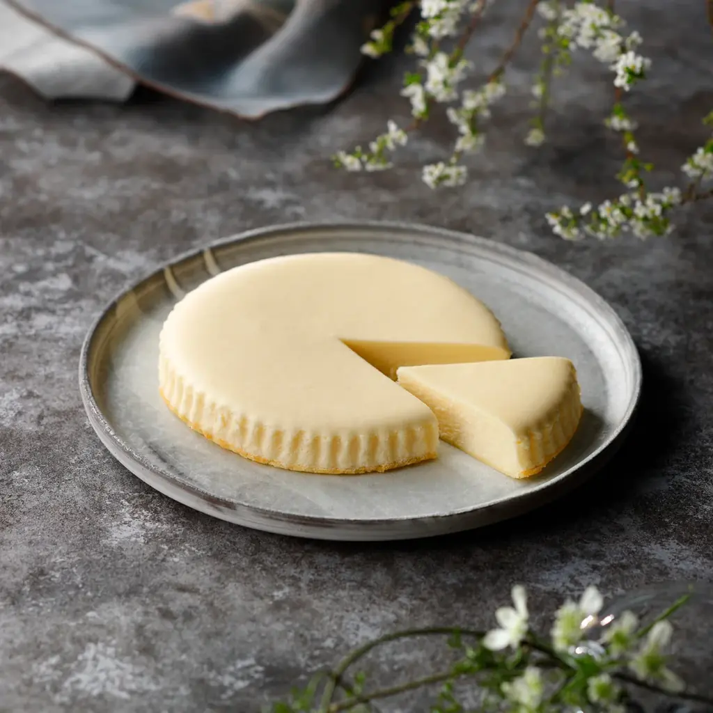 【チーズガーデン】優美な桜の風味とチーズのミルク感が調和した上品な味わい　春の訪れを告げる季節限定フレーバー『御用邸さくらチーズケーキ』発売 画像 5