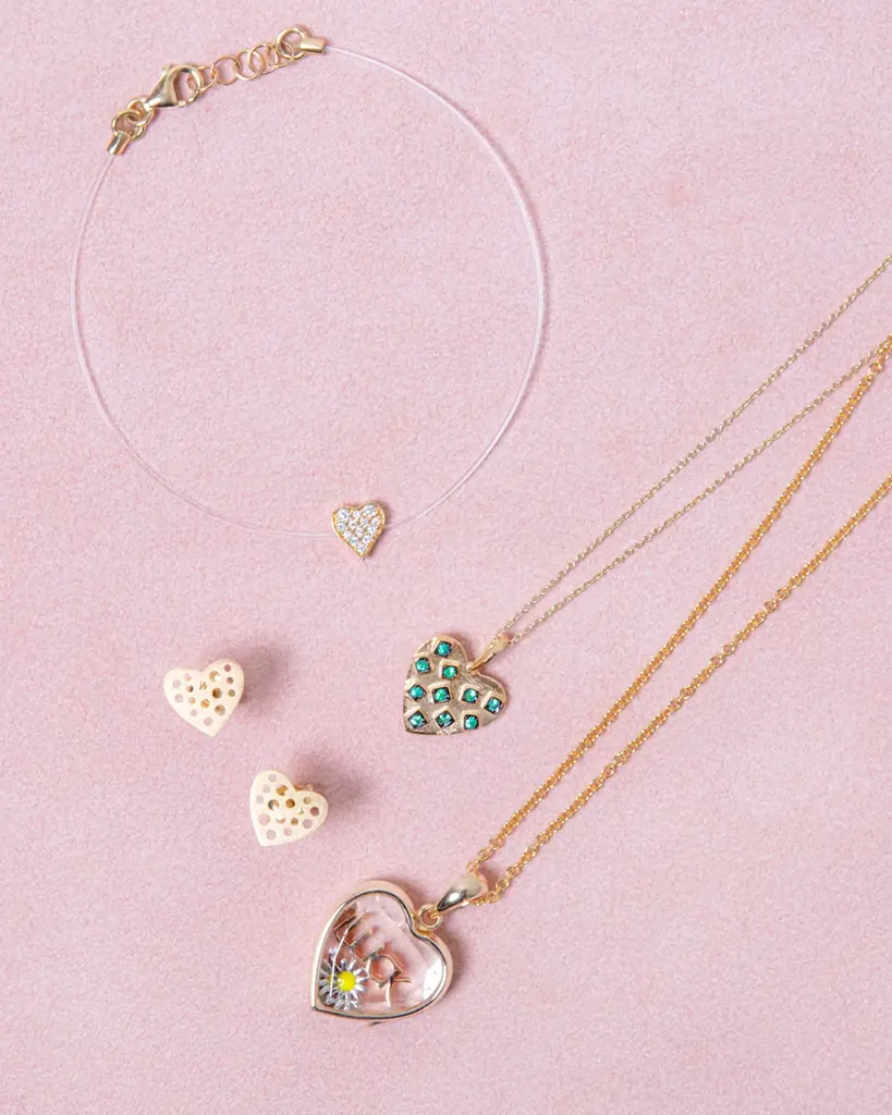 【ファッション＆占いエディター 青木良文氏 × アッシュ・ペー・フランス】2026年“水”の年に贈るLUCKYジュエリー 画像 2