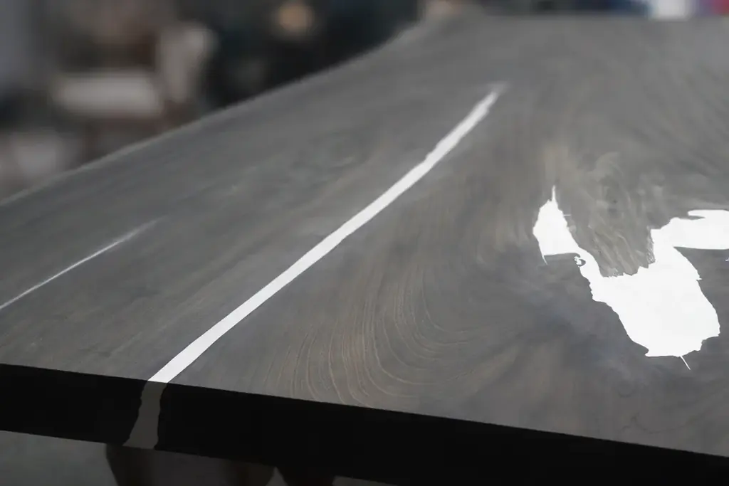 【欅×金継ぎ】木製家具に「継ぐ美学」を融合した新作を発表｜日本の伝統文化と技術を現代プロダクトとして世界へ拓く 画像 2