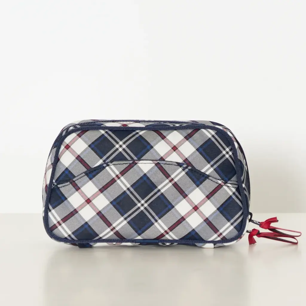 ニューヨーカー ウィメンズ「ARTISAN&ARTIST* | NEWYORKER 2026 spring collaboration vol.01」の特集コンテンツを公開。 画像 5