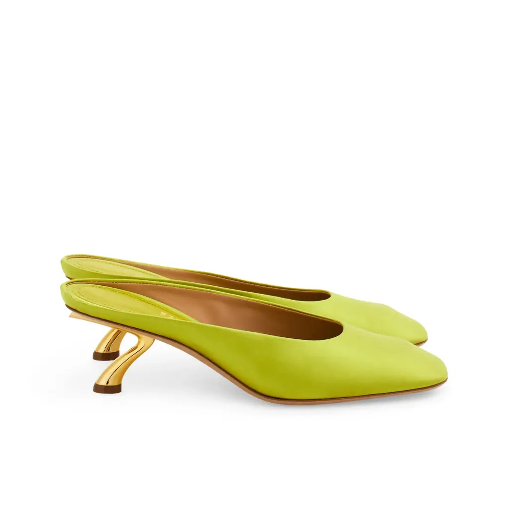 【FERRAGAMO】2026年最新シューズコレクションにフォーカスした、”STEP INTO FORTUNE” ポップアップストアを伊勢丹新宿店、阪急うめだ本店にて開催 画像 2