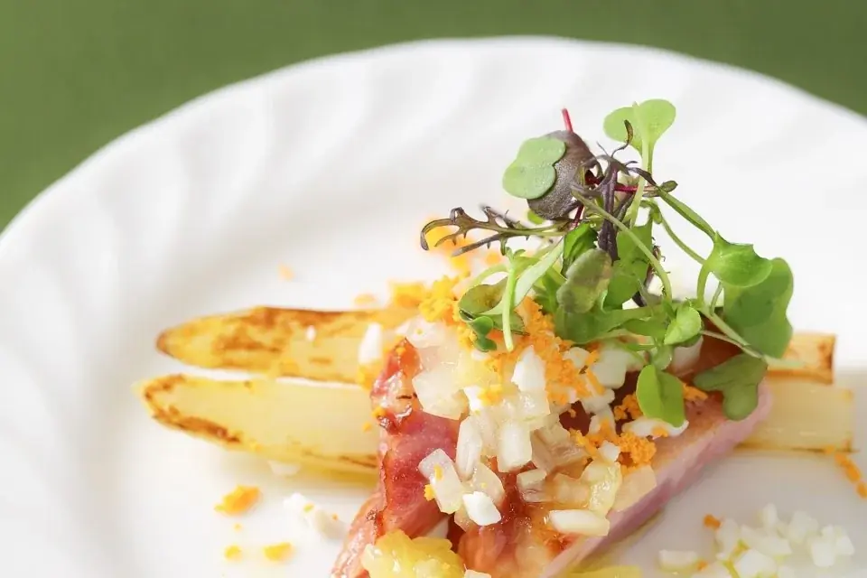 名古屋のホテルで人気のローストビーフや旬のホワイトアスパラが堪能できる春の週末ブッフェ、3月1日より土日祝限定で開催！！ 画像 2