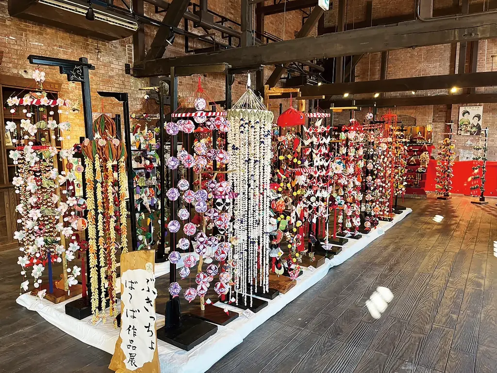 半田赤レンガ建物 桃の節句 ステンドグラスのおひな祭り展 画像 6