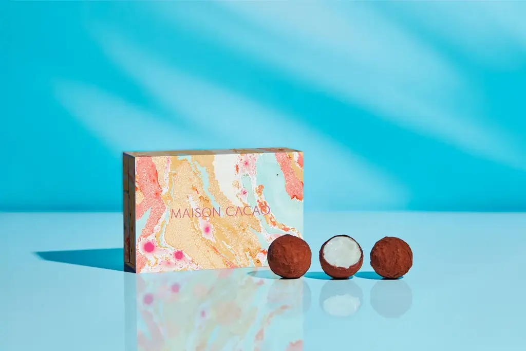 メゾンカカオ、ホワイトデー限定コレクション人気4種に加え、新作“白桃アールグレイ”チョコレートが初登場。今だけの味わいが3月1日（日）より限定登場します。 画像 4