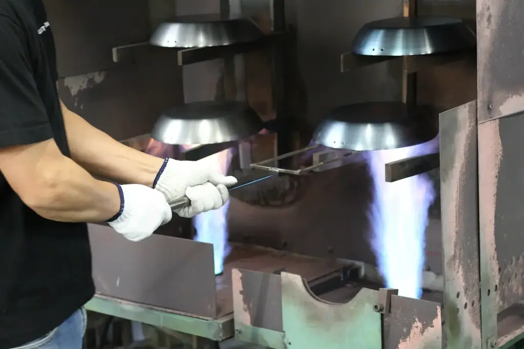 【料理にとことん没頭できる‼︎】妥協なし“厚さ”と“深さ”を追求―Flying Saucer鉄フライパン、誕生―料理がおいしくなる、楽しくなる道具。 画像 11