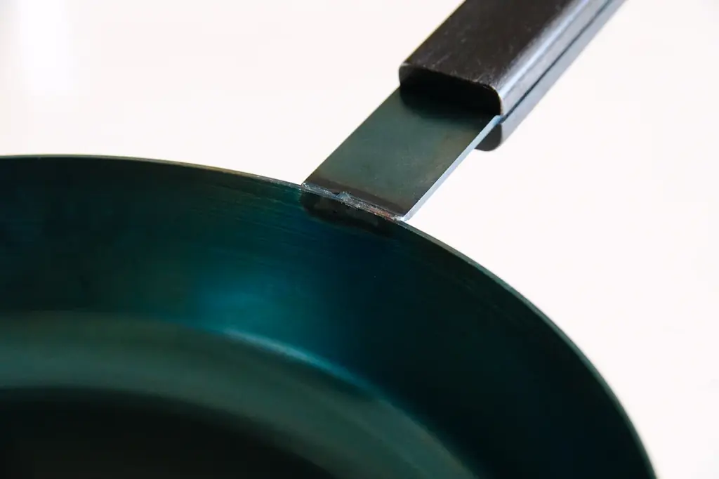 【料理にとことん没頭できる‼︎】妥協なし“厚さ”と“深さ”を追求―Flying Saucer鉄フライパン、誕生―料理がおいしくなる、楽しくなる道具。 画像 4