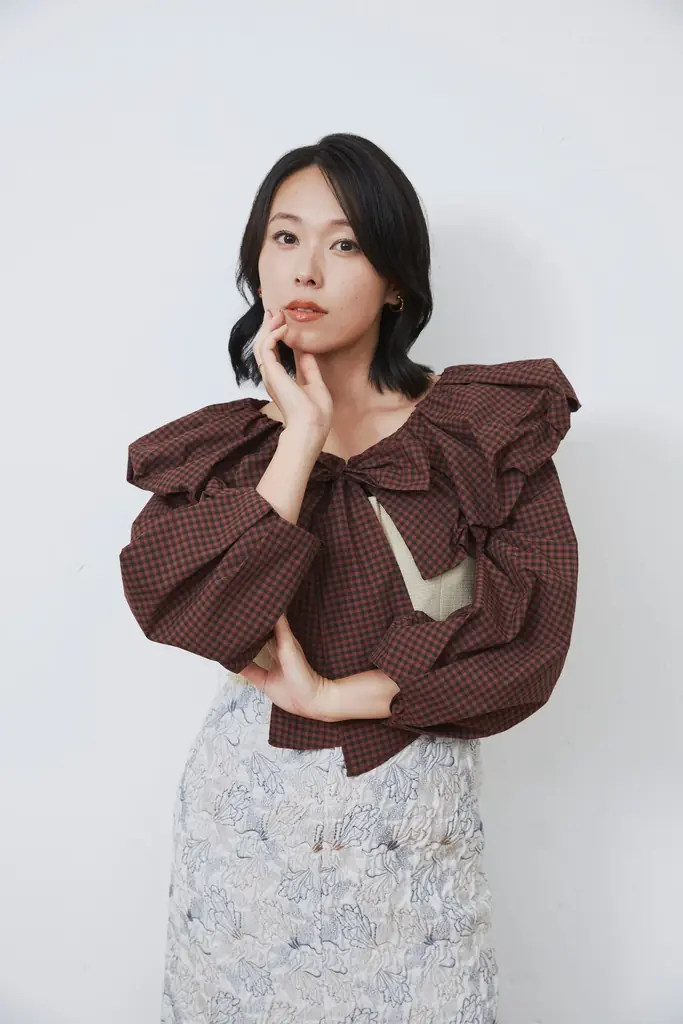 この春大注目の“お酒×ガールズ青春ストーリー”TVアニメ『上伊那ぼたん 酔へる姿は百合の花』の“情報解禁特番”が「ABEMA」で2月23日（月・祝）夜9時より独占無料放送決定！ 画像 4