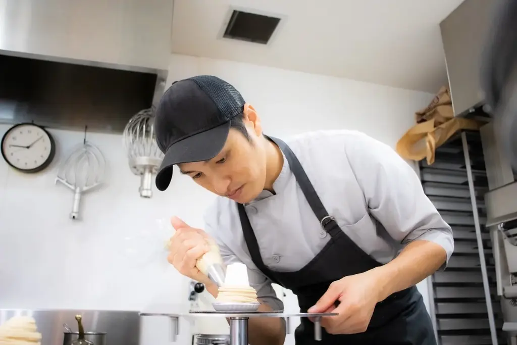 【期間限定 初コラボ】世界最高峰パティシエ・コンクール日本代表に選出！PATISSERIE MASAKI 正木シェフ×ANAクラウンプラザホテル岡山 画像 2