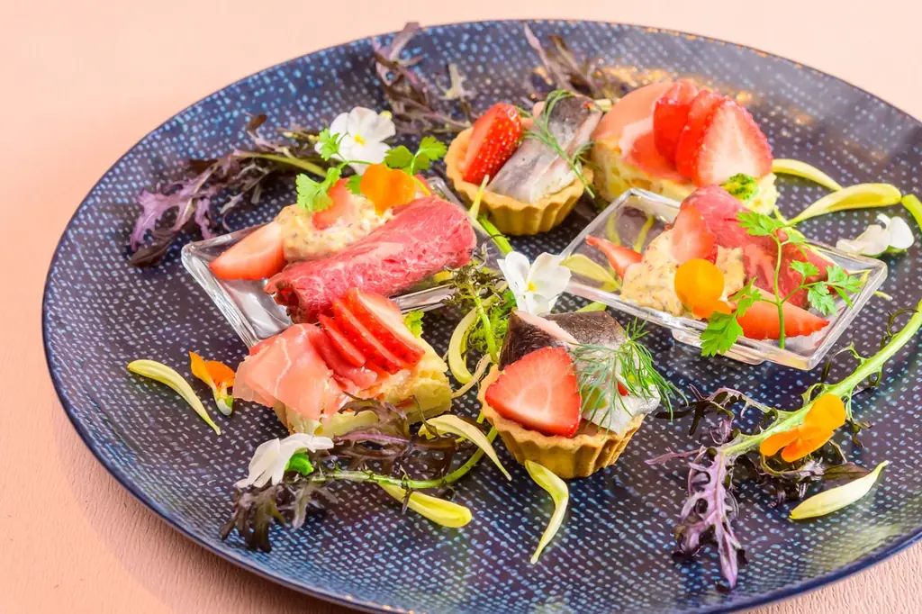 【オーセントホテル小樽】「いちご尽くしのアフタヌーンティー」春期限定でご提供します。 画像 4