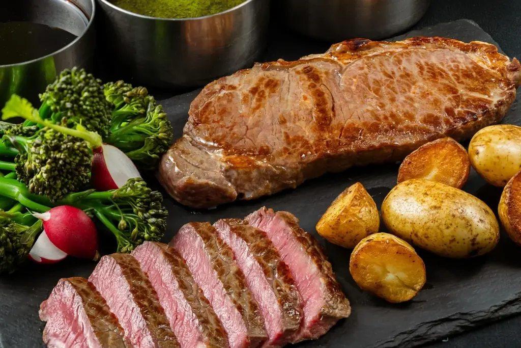 【ホテルグランヴィア広島】いちごのモンブラン＆ローストビーフがランチ限定で登場「旅するブッフェ イタリア＆スペイン」春の行楽シーズン到来！駅チカで楽しむ 陽気と情熱の味 画像 8