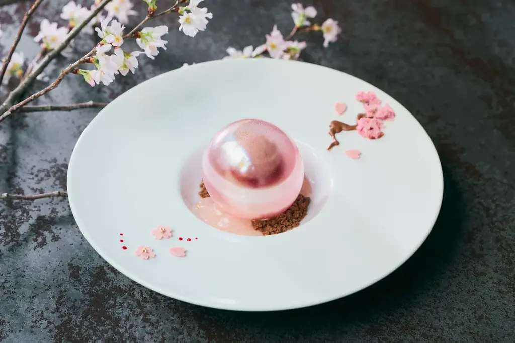 いちごと桜など期間限定春スイーツ4種を2026年3月1日(日)から提供 画像 5