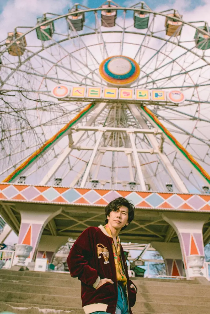 人気声優・佐藤拓也がデビュー20周年イヤー突入を記念した写真集をリリース！ 上京当時を思い出すノスタルジックな写真や故郷・宮城に錦を飾るショットも完全収録 画像 4