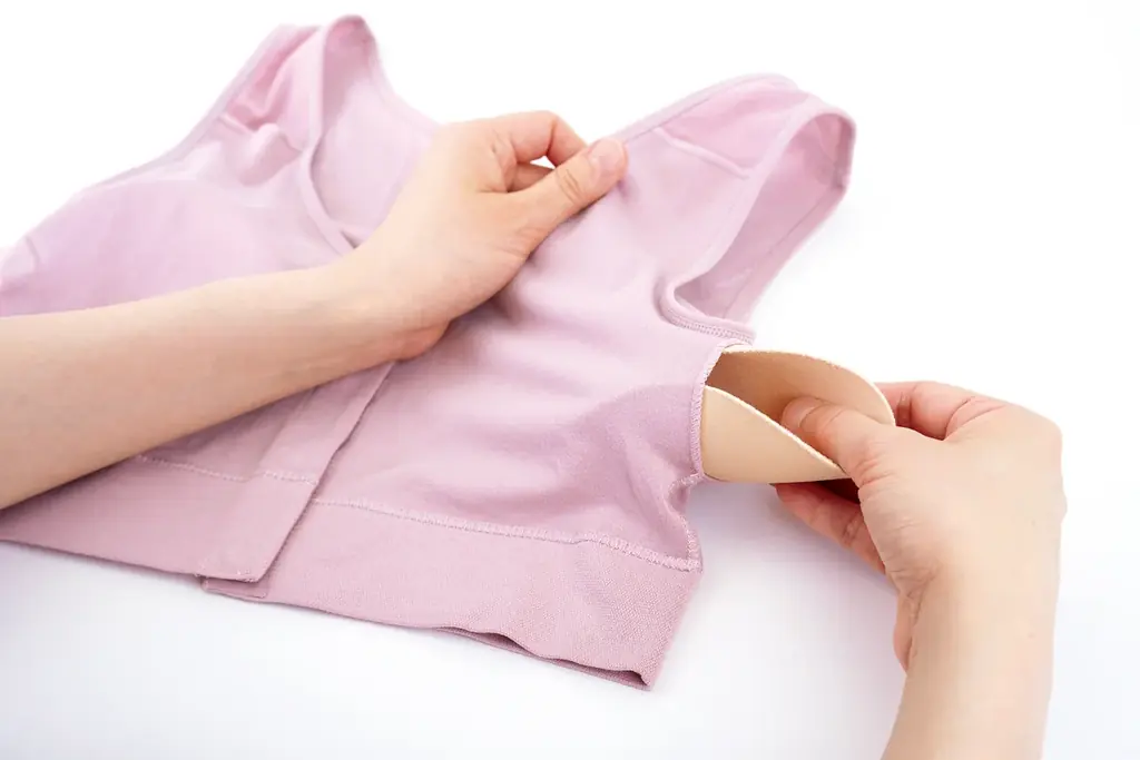 梅宮アンナさんと“片胸用”ブラを共同開発 ／ 乳がん患者視点で生まれたインナー新発売 画像 12