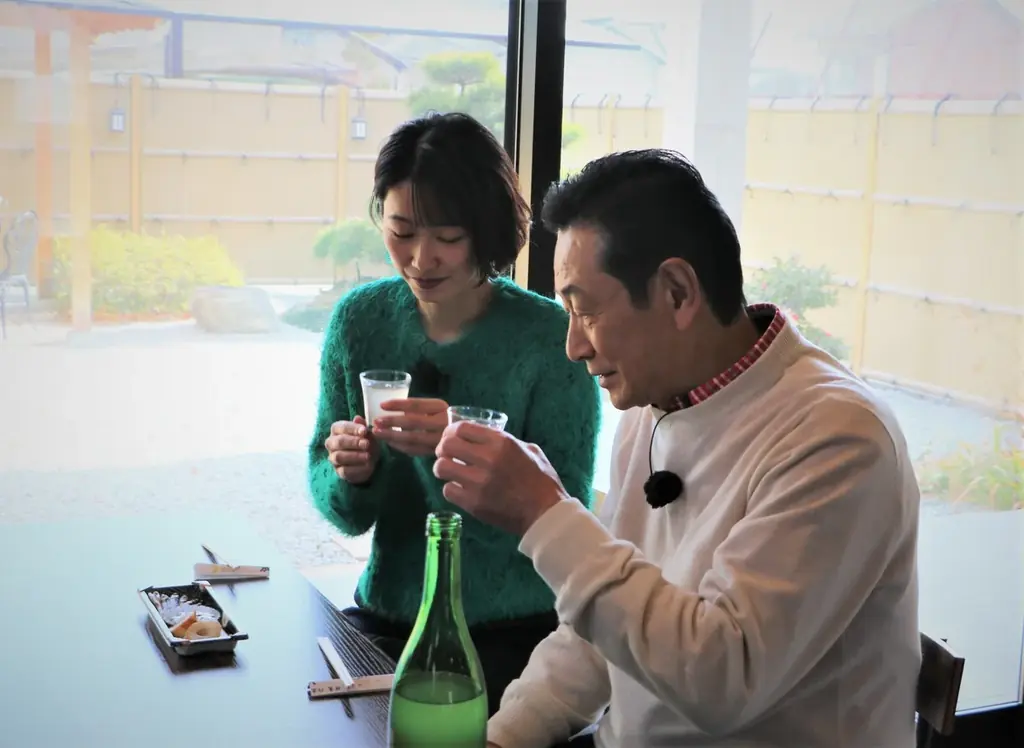 三田村邦彦が奈良・大和郡山でおとな旅♪クラフトビール店の奥にサウナ?! 昆布店が営むうどん屋の出汁に三田村感動！知る人ぞ知る名店の絶品鍋とは 画像 4