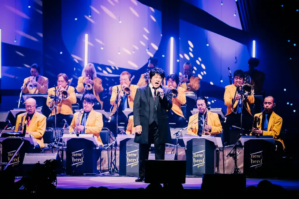 『ASKA CONCERT2026 昭和が見ていたクリスマス!?』ライブレポートが到着 画像 2