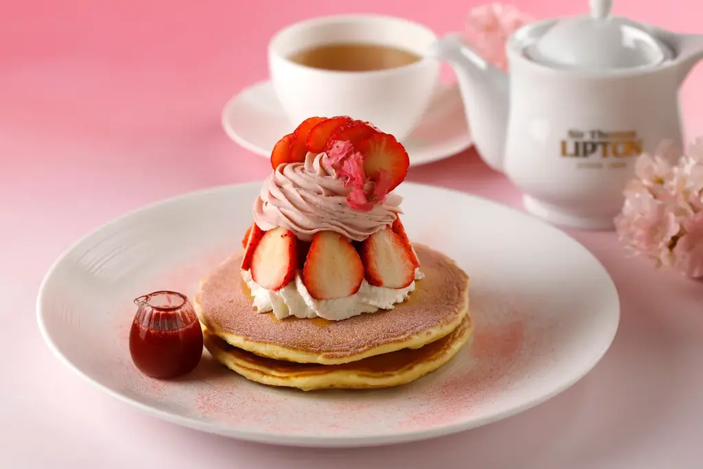 【京都 春スイーツ】1930年創業の紅茶専門店 Sir Thomas LIPTON が提案する、さくら×苺×紅茶のマリアージュ『春の苺フェア』を3月1日(日)からスタート。 画像 3